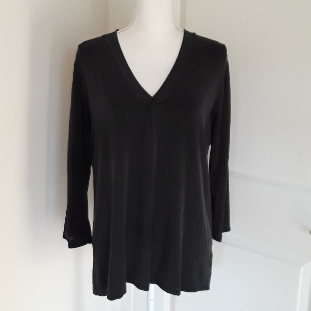 Rayel V Neck Knit Top